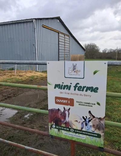 Pancarte réalisé par Nexphasis informatique pour l'âne Archie du Berry